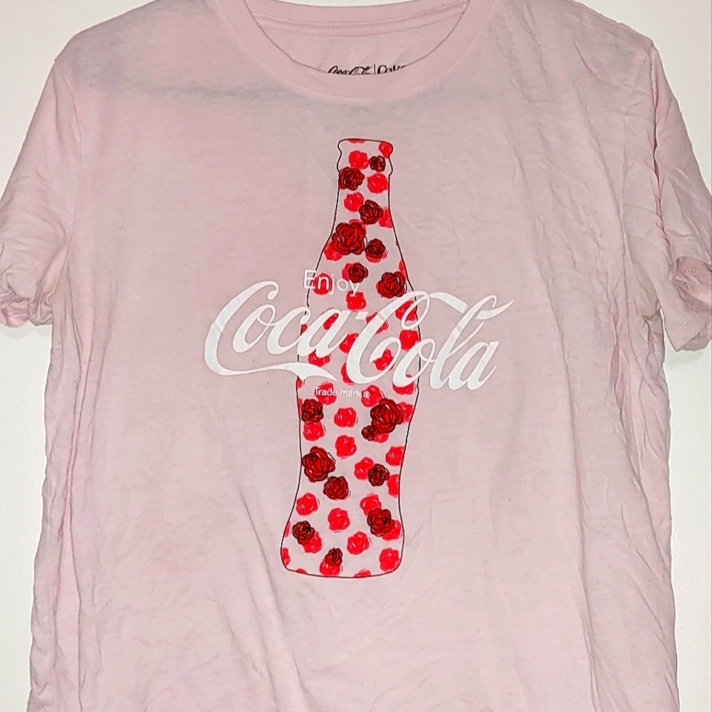 Coca-Cola pink T-shirt. Size M